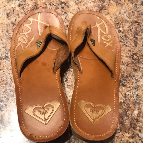 roxy platform flip flops